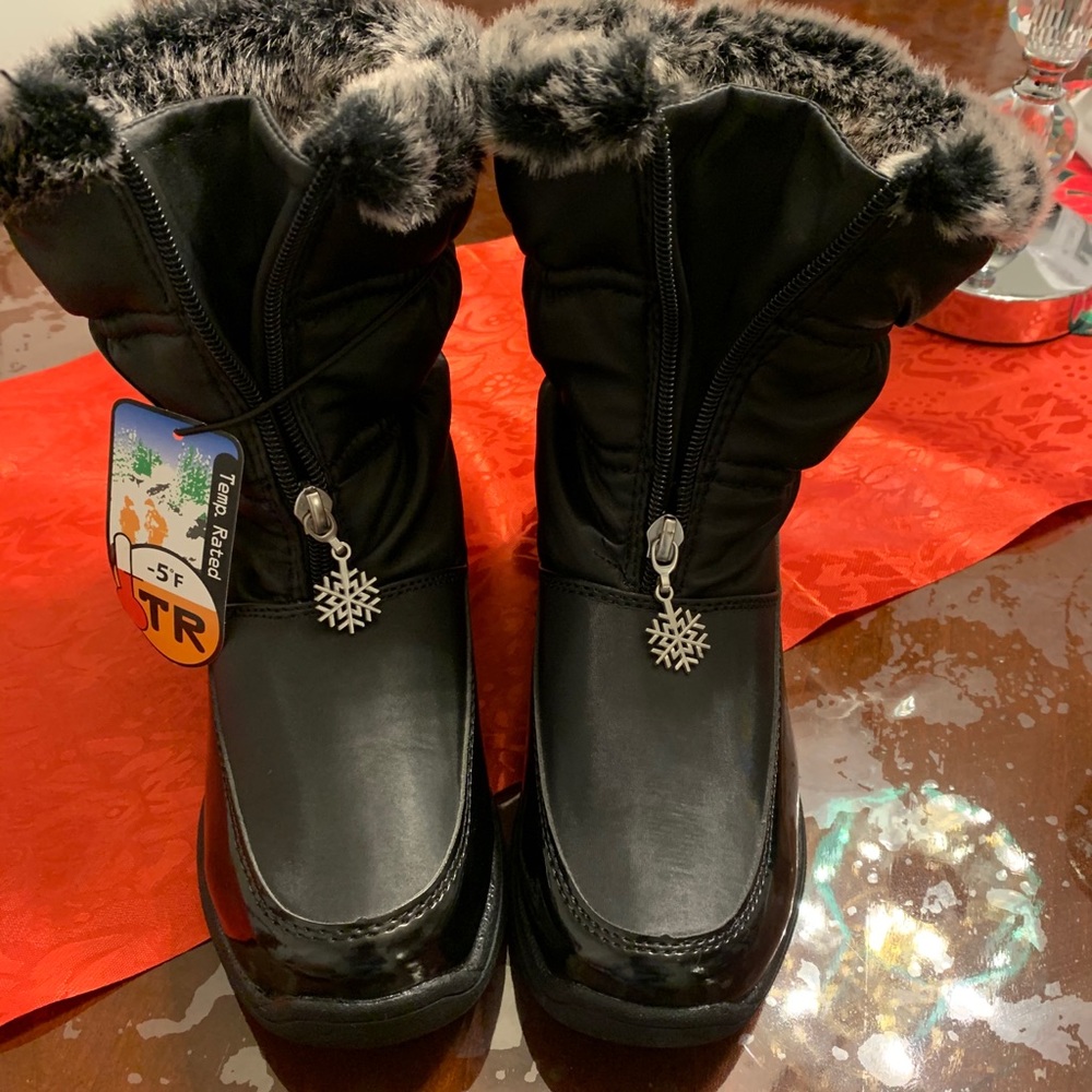 Womens snow boots